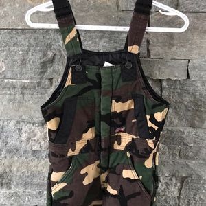 Dickies kids quilted snow pant overalls - size 6-7